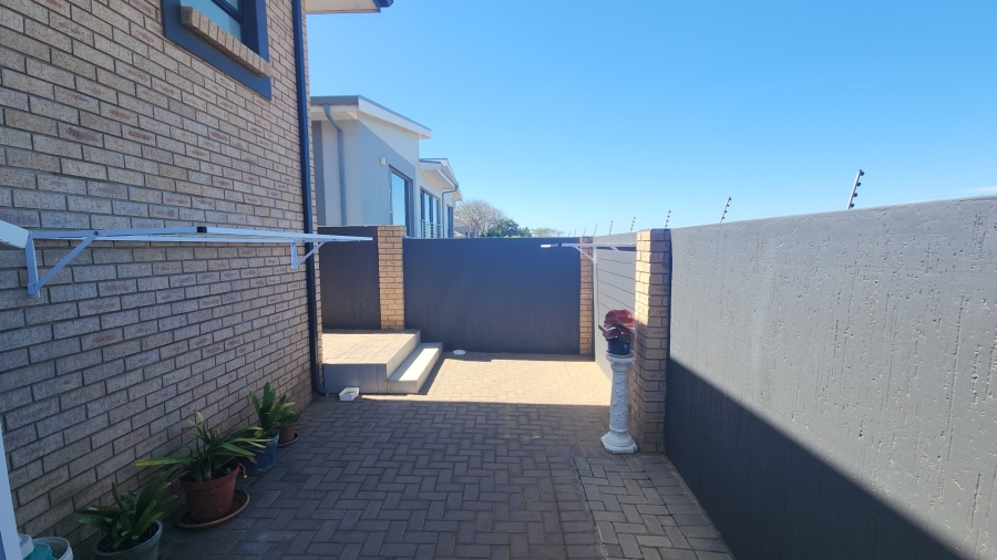 3 Bedroom Property for Sale in Monte Christo Western Cape
